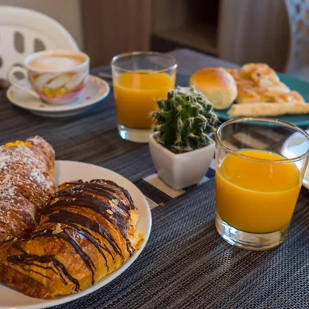 فندق مبيت وإفطار Tozza سينِغاليا